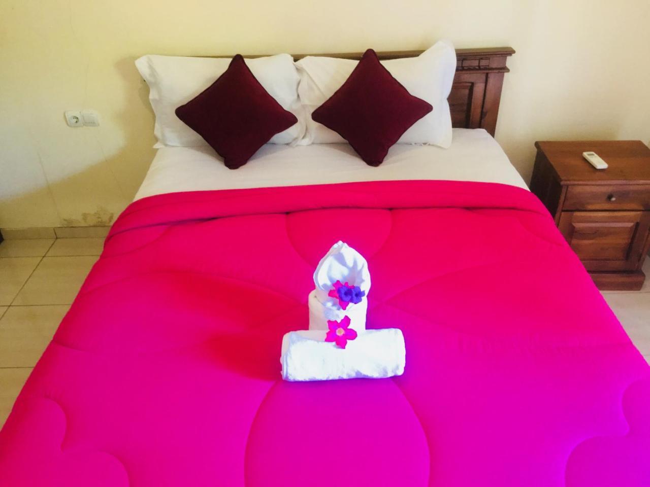 Yudhist Guest House Lembongan Kültér fotó